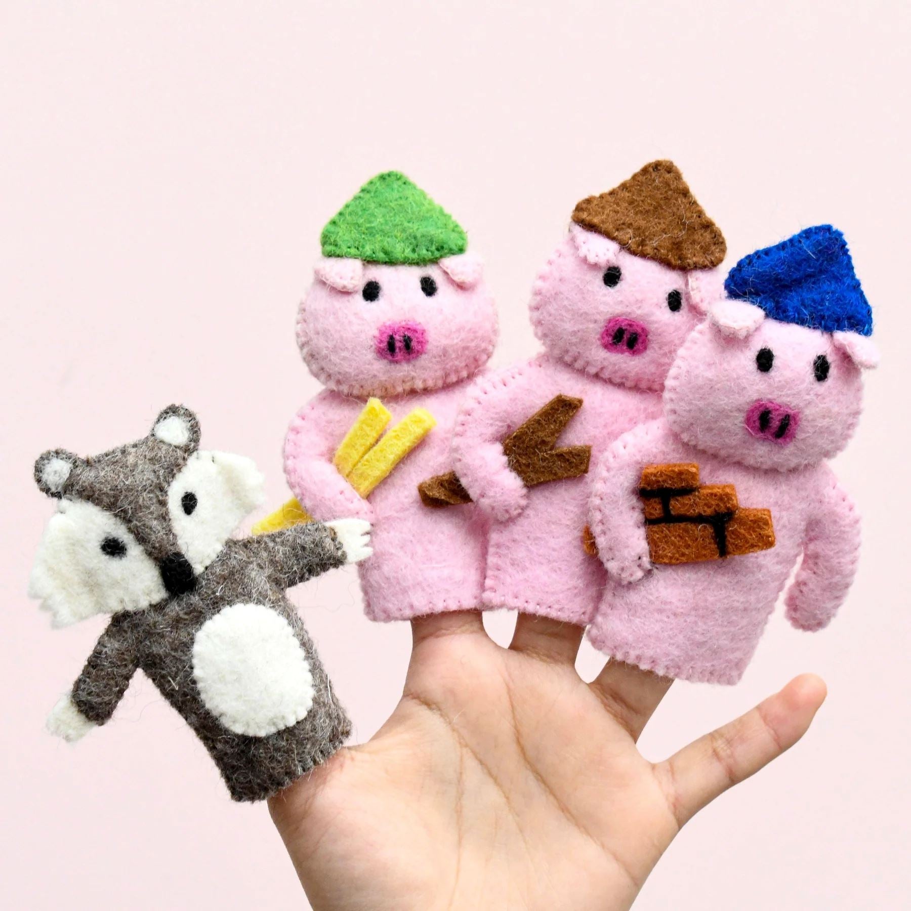 Tara Treasures Finger Puppet Set - Three Little Pigs Tara Treasures