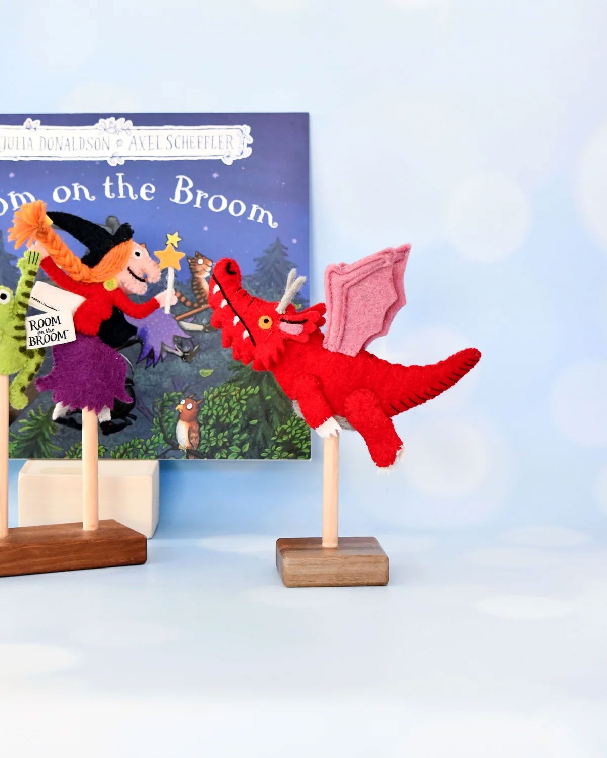 The Room on the Broom Finger Puppets Set Finger Puppets Tara Treasures 