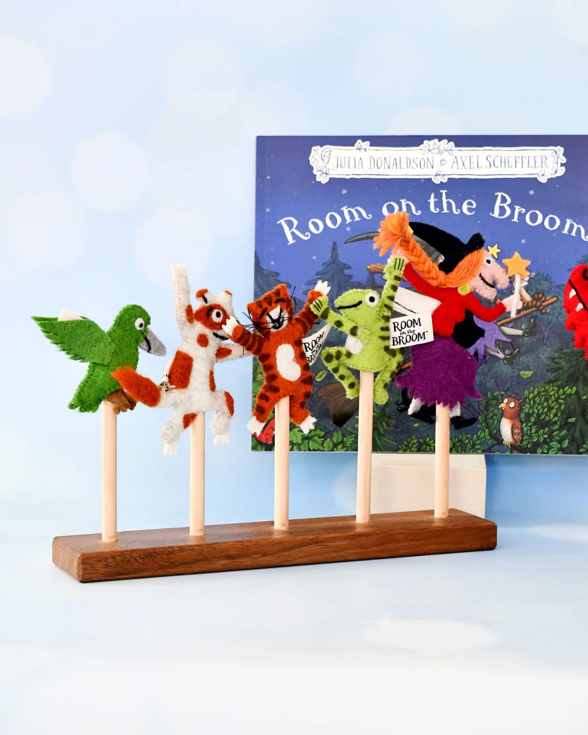The Room on the Broom Finger Puppets Set Finger Puppets Tara Treasures 