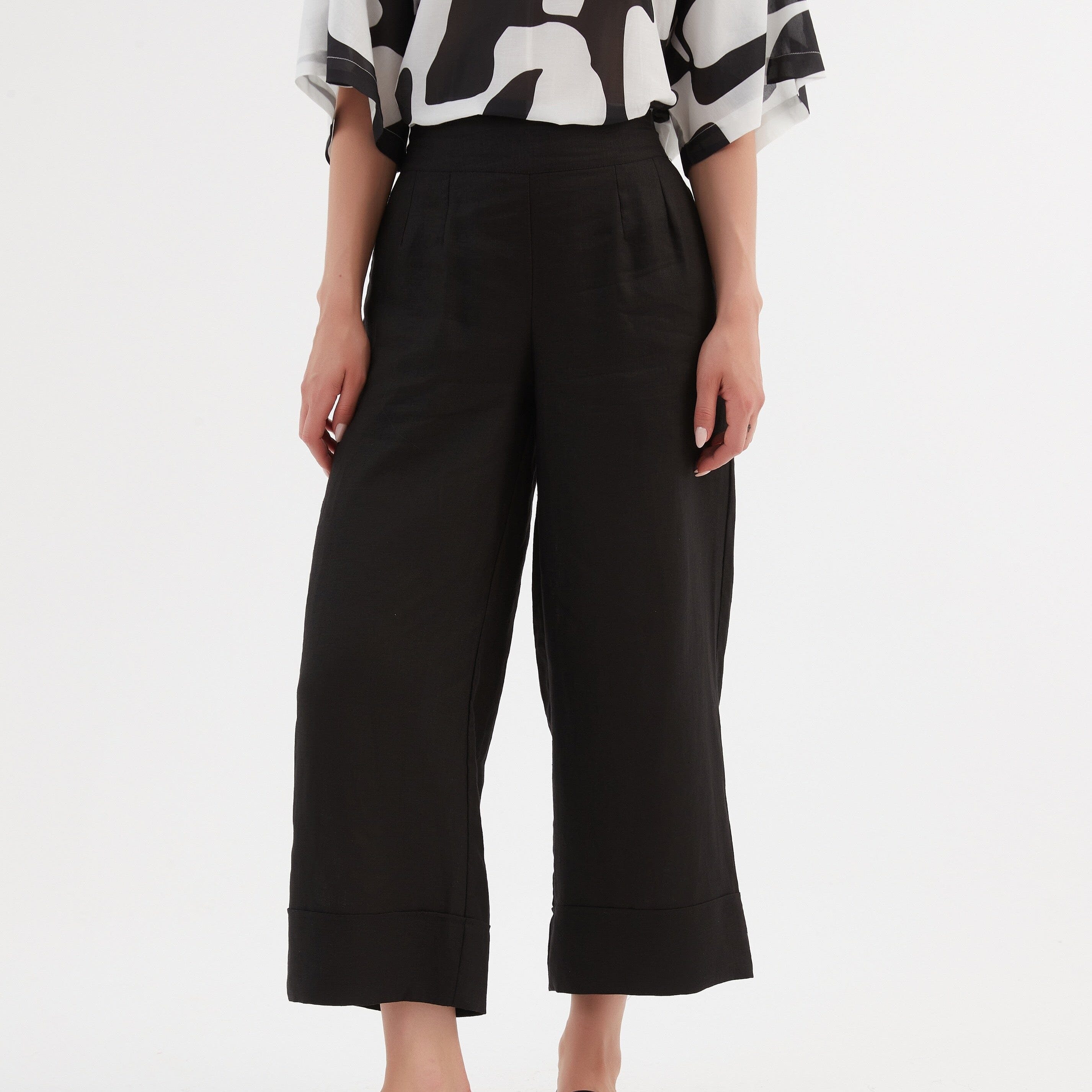 Tirelli Wide Leg Linen Pant- Black Tirelli