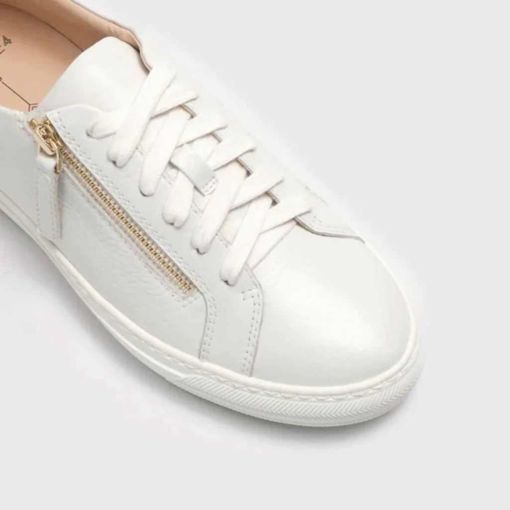 Frankie4 Billie Sneaker - White Tumbled Frankie4