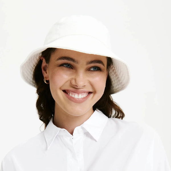 Nude Lucy Canvas Bucket Hat - Off White Nude Lucy