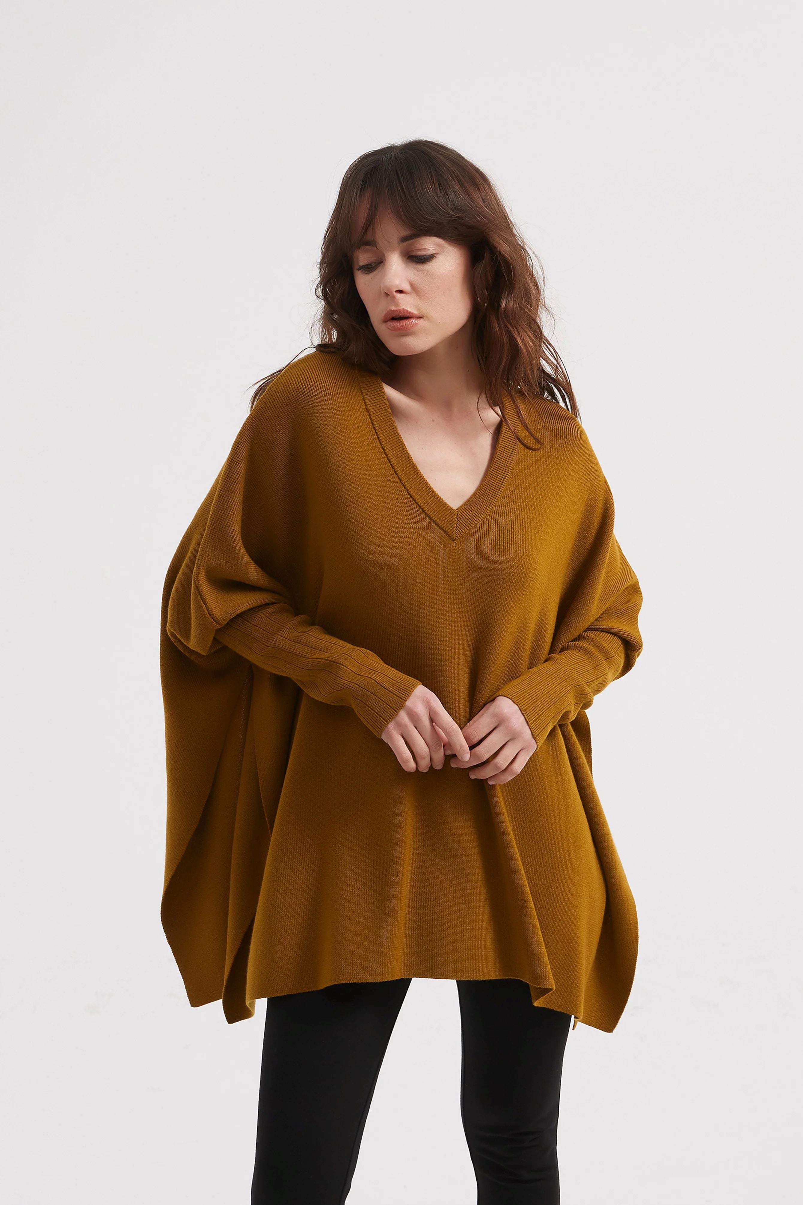 Tirelli V Neck Boxy Knit Jumper - Sepia Tirelli